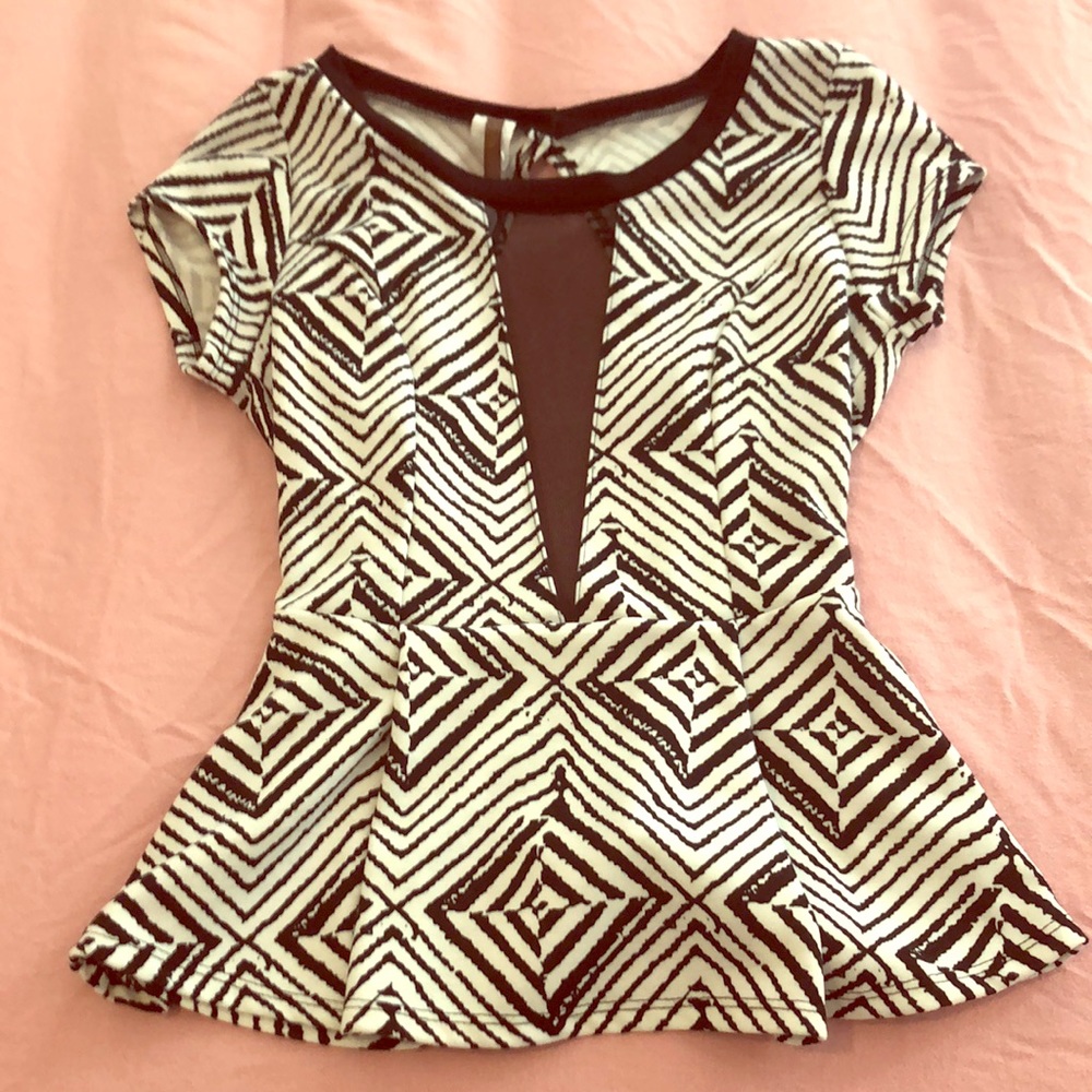 Night-our Party Backless Cut-out mesh peplum top